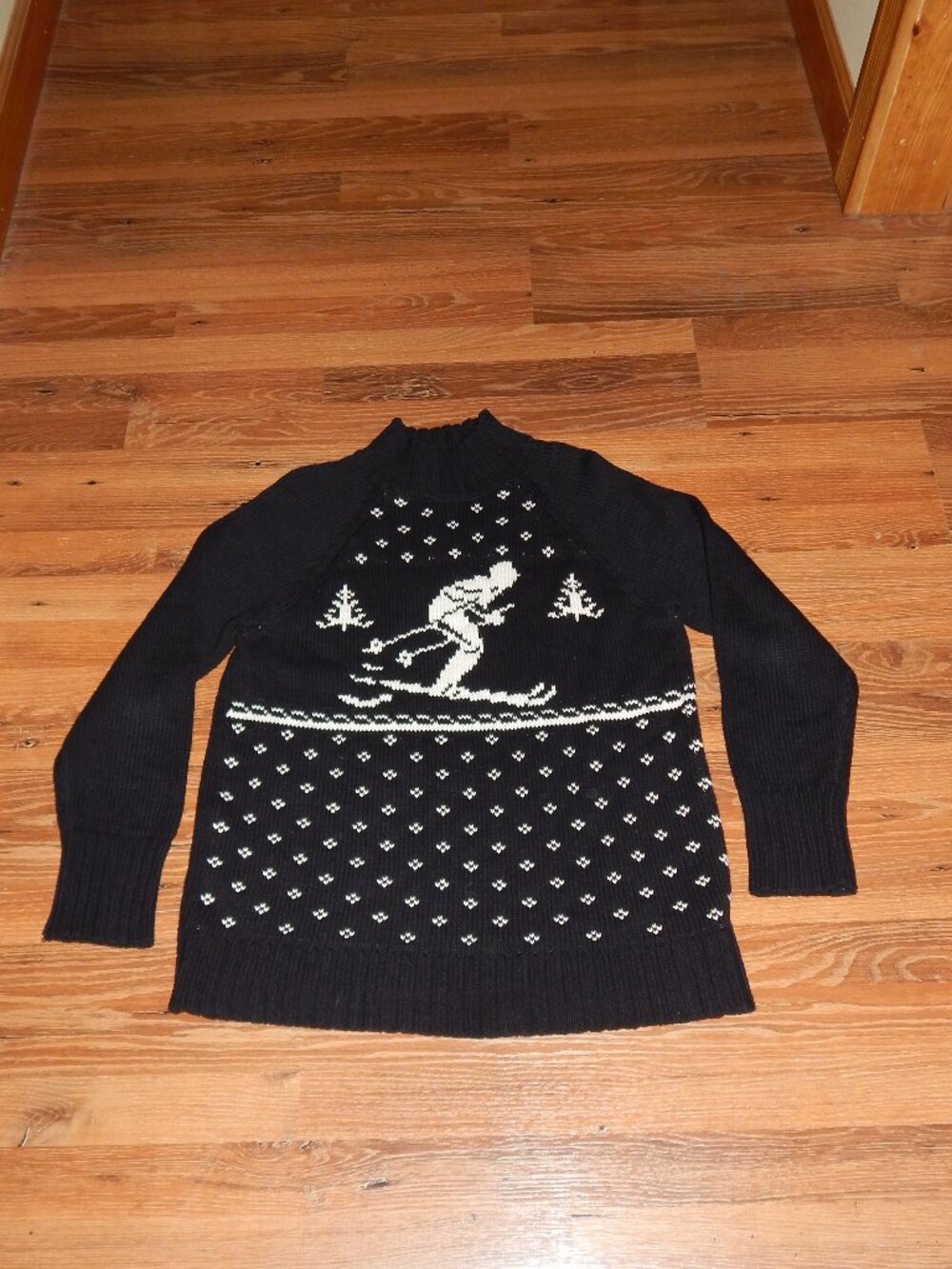 Mens Size Medium M CHAPS Graphic Downhill Ski Knit Sweater Black White Fair Isle